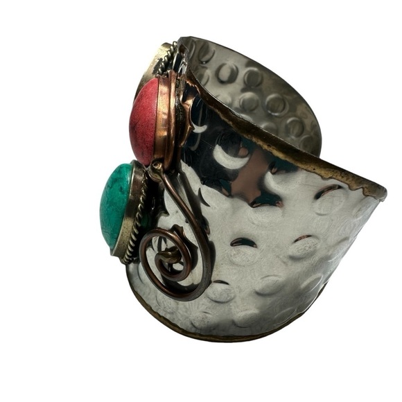 Navajo Inspired Three Stone Wide Cuff Silver Bracelet - Picture 7 of 10